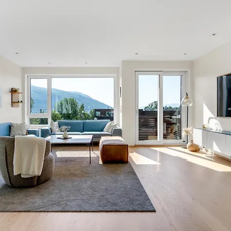 Northern Luxe Retreat וילה טרומסה
