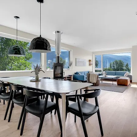 וילה Northern Luxe Retreat *
