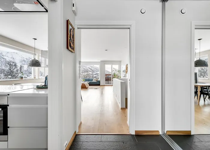 Northern Luxe Retreat Вилла Тромсё