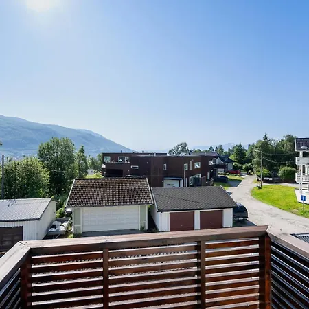 Northern Luxe Retreat Villa *